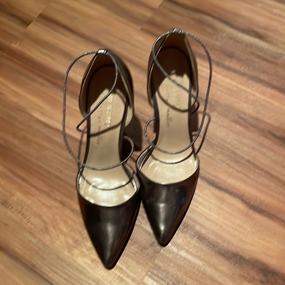Ann Marino by Bettye Muller metallic heels